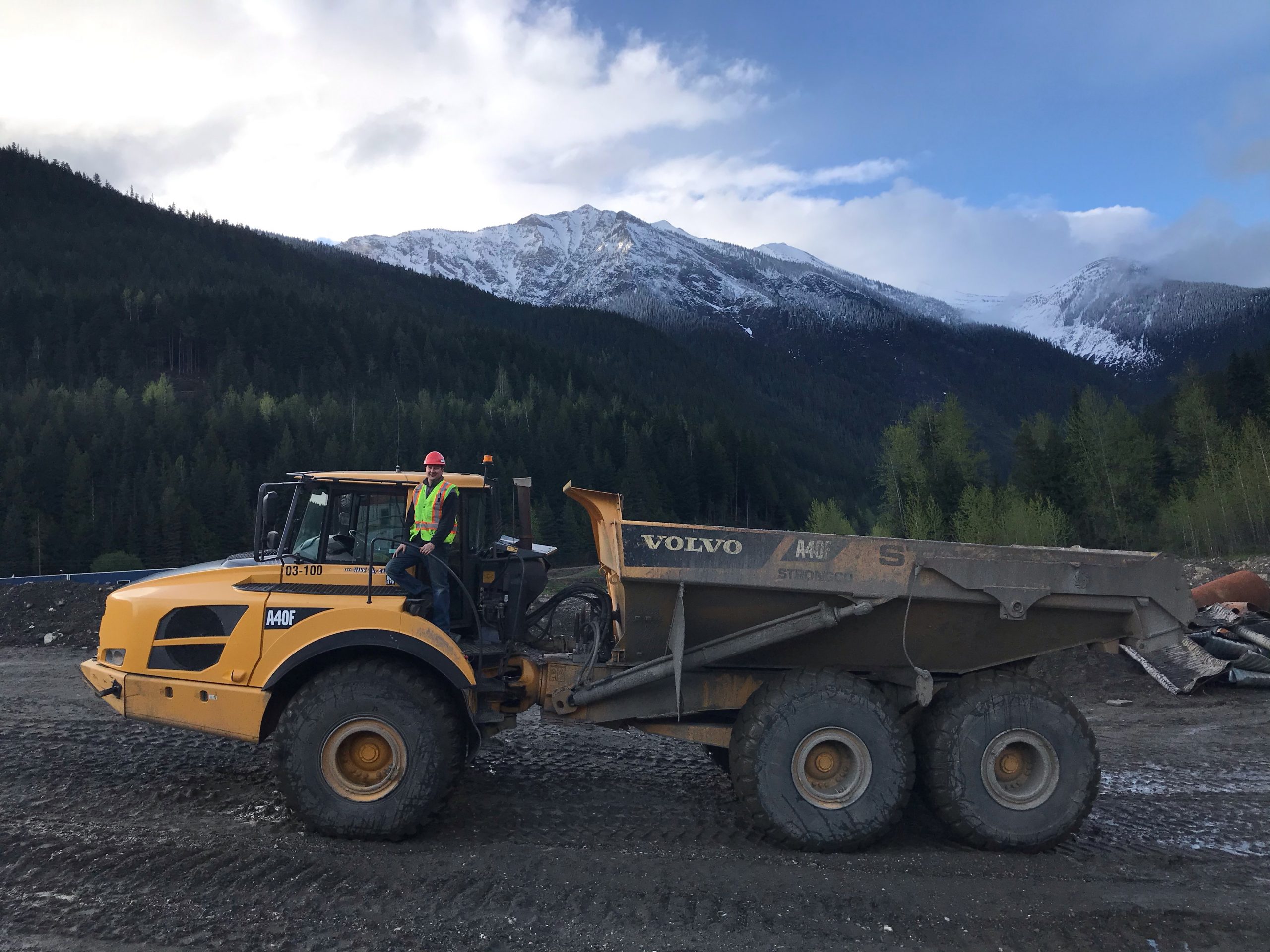 An image of a BCIB rock truck driver named Mark Jefferson